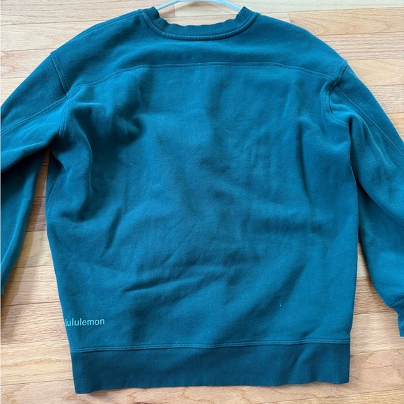 lululemon athletica women’s Teal Crewneck Sweater - Picture 2 of 2